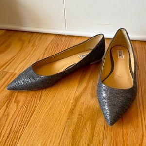 Badgley Mischka point toe flats